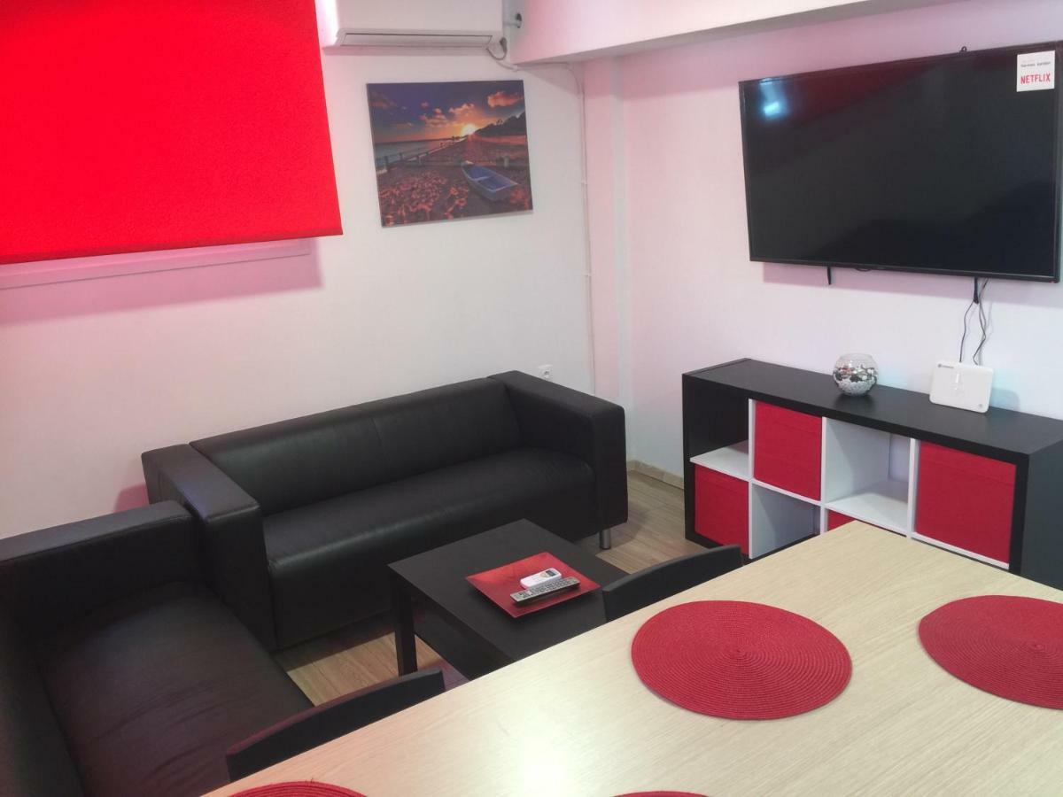Loutraki Hostel Buitenkant foto