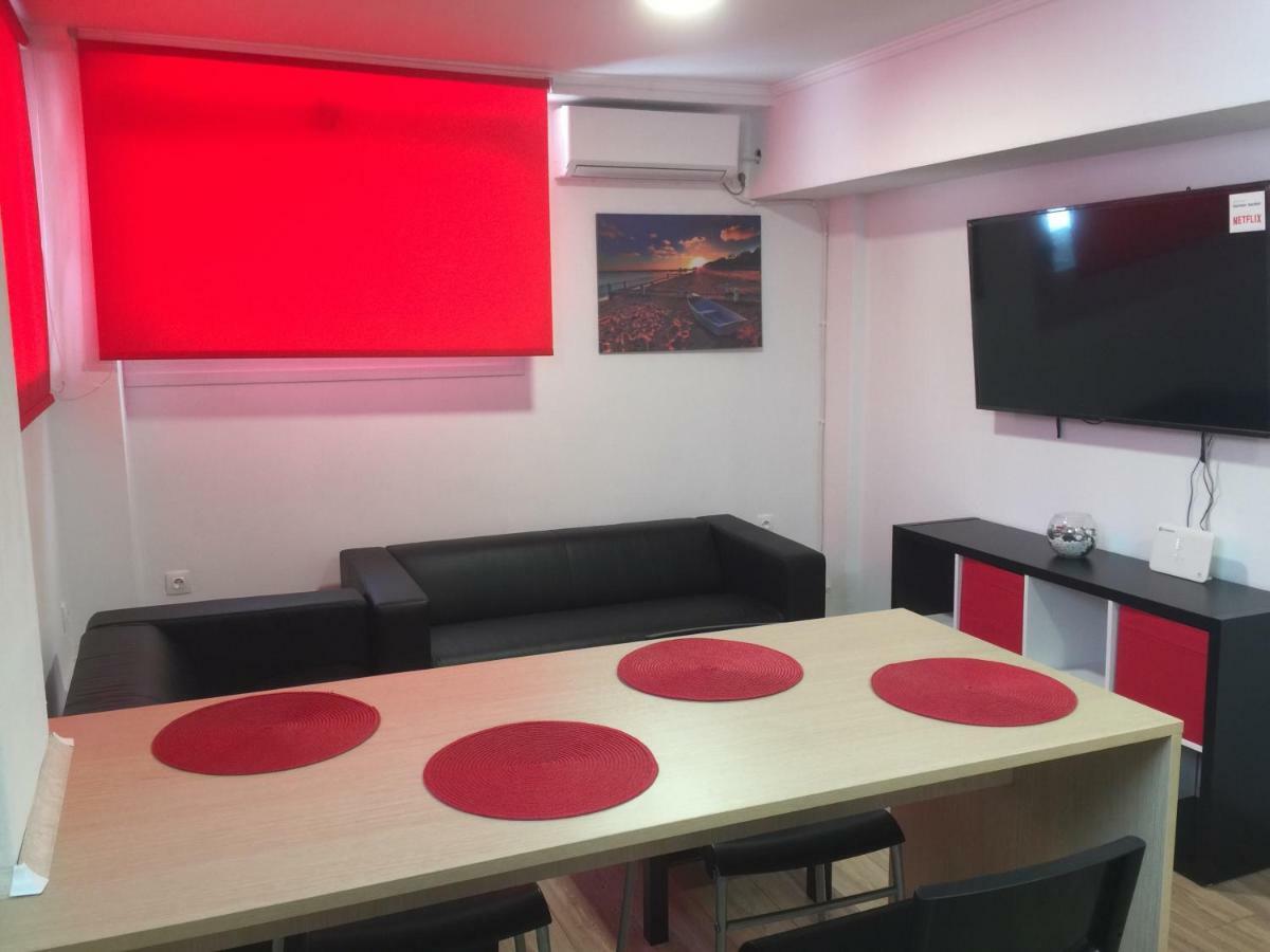 Loutraki Hostel Buitenkant foto