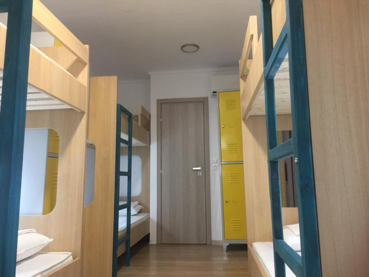 Loutraki Hostel Buitenkant foto